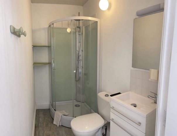 Bathroom Beech