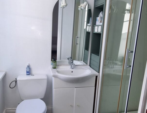 Salle d'eau chambre Chêne